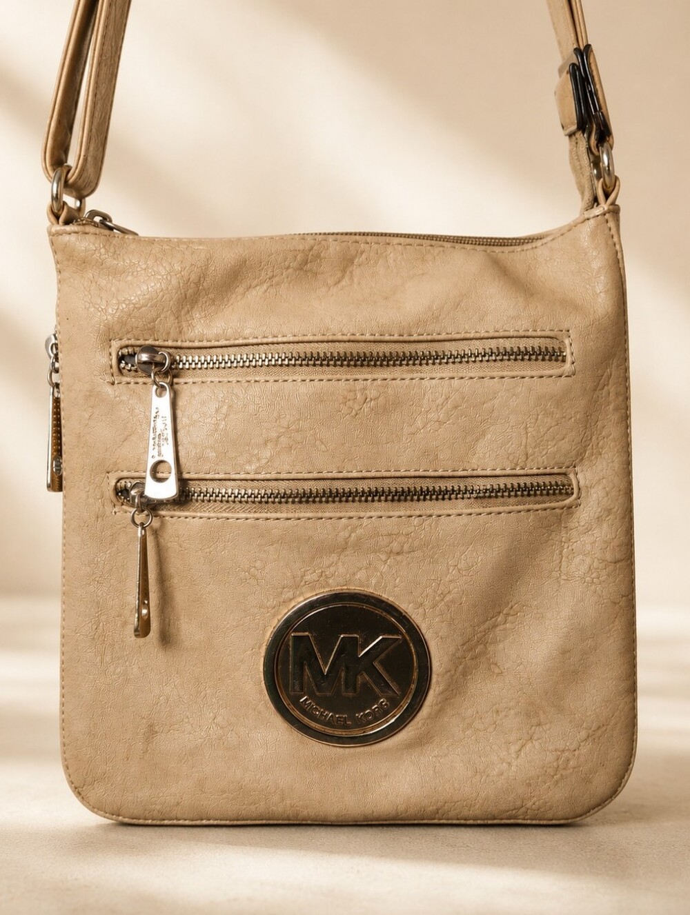 Michael Kors Beige/Tan Crossbody Bag – Gold Hardware